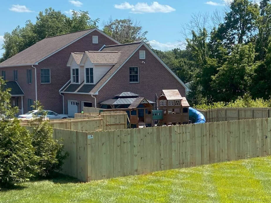 Residential Fence Contractor in Danville Virginia